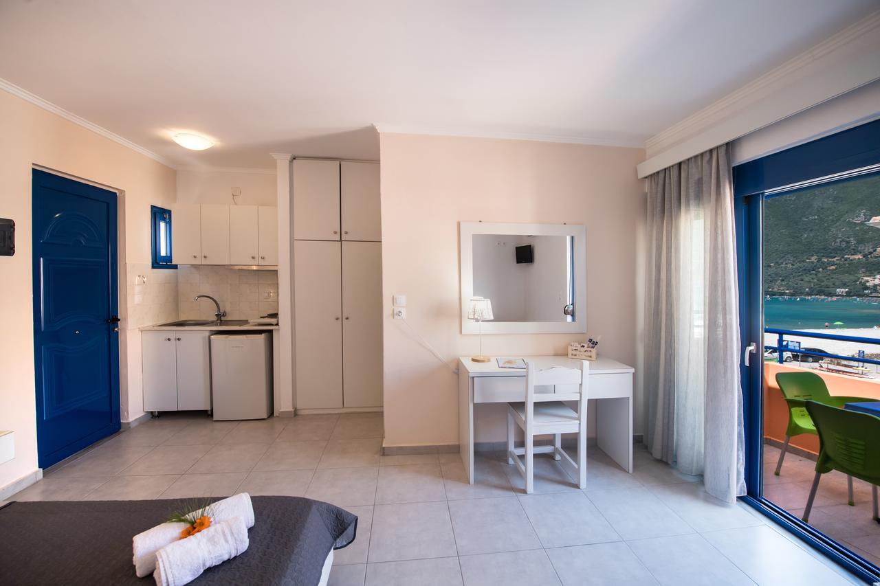Akroyiali Resort Vassiliki Esterno foto